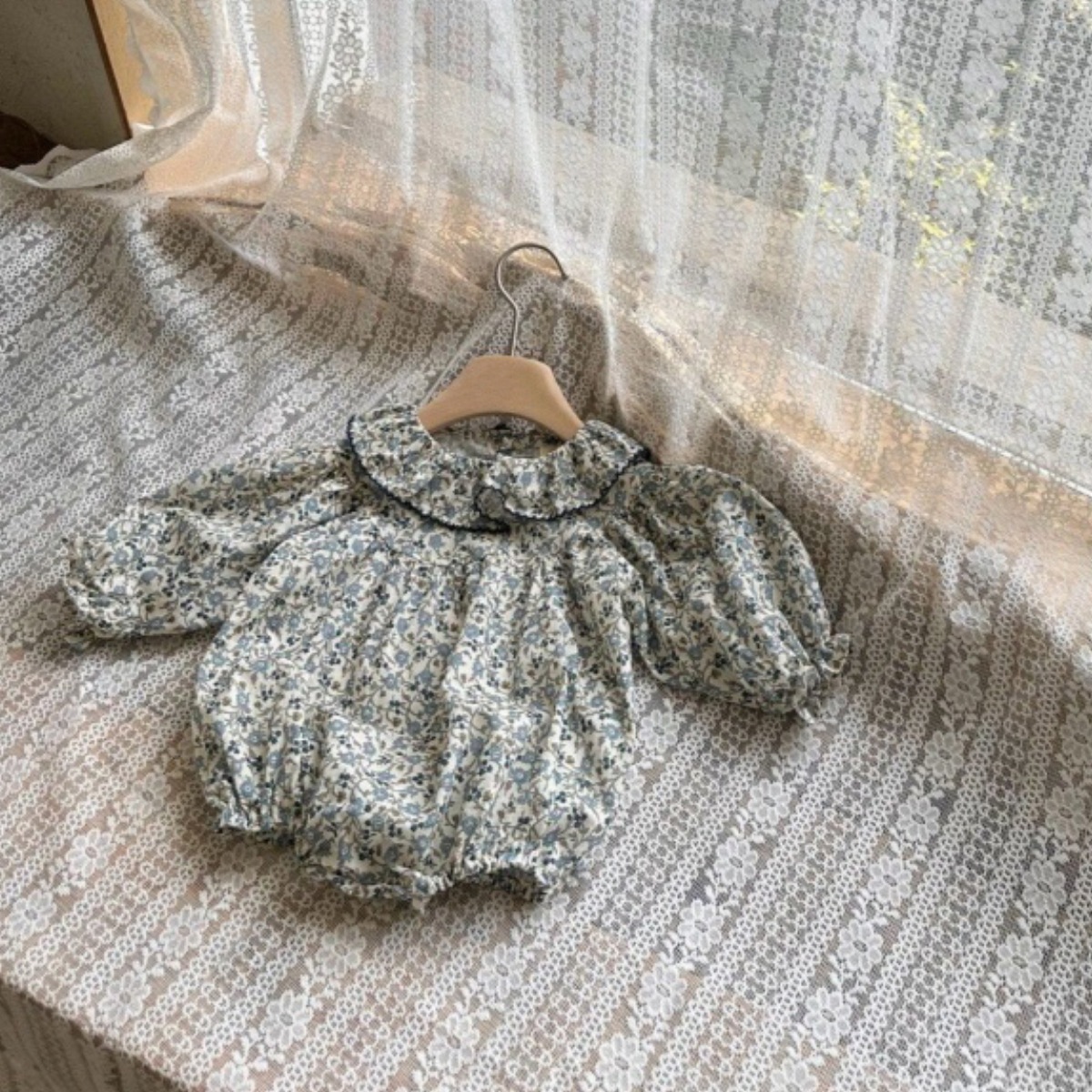 2026 春の新しい女の赤ちゃん長袖花柄ボディスーツ女の子フ - Baby Clothing Outlet のレビューと価格