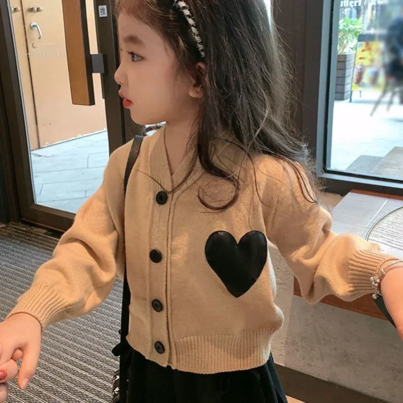 2023 春秋女の子ジャンパー愛カーキ幼児男の子トップスセー - Baby Clothing Jumper のレビューと価格